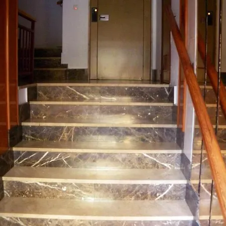 Modern In With Terrace - 58 M² アパート トレビエハ